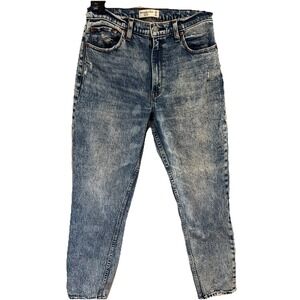 Abercrombie & Fitch Womens Jeans 29/8R Mom High Rise Distressed Acid Wash Jean